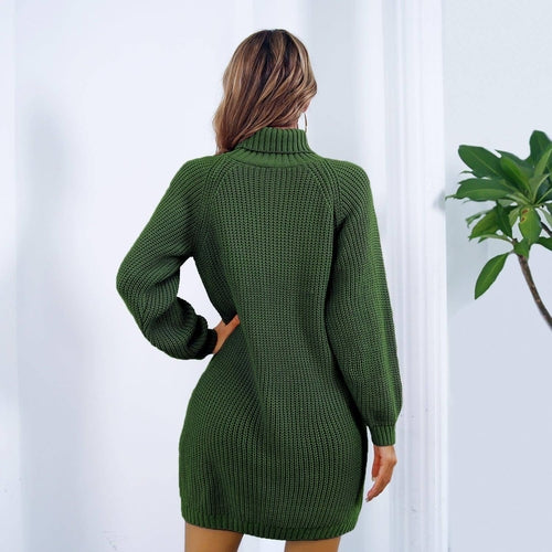 Vestido Jersey Cuello Alto con Botón — Invierno Elegante